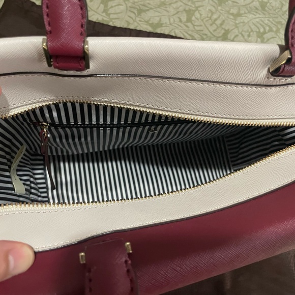 Kate spade sling bag in medium size - Picture 5 of 6